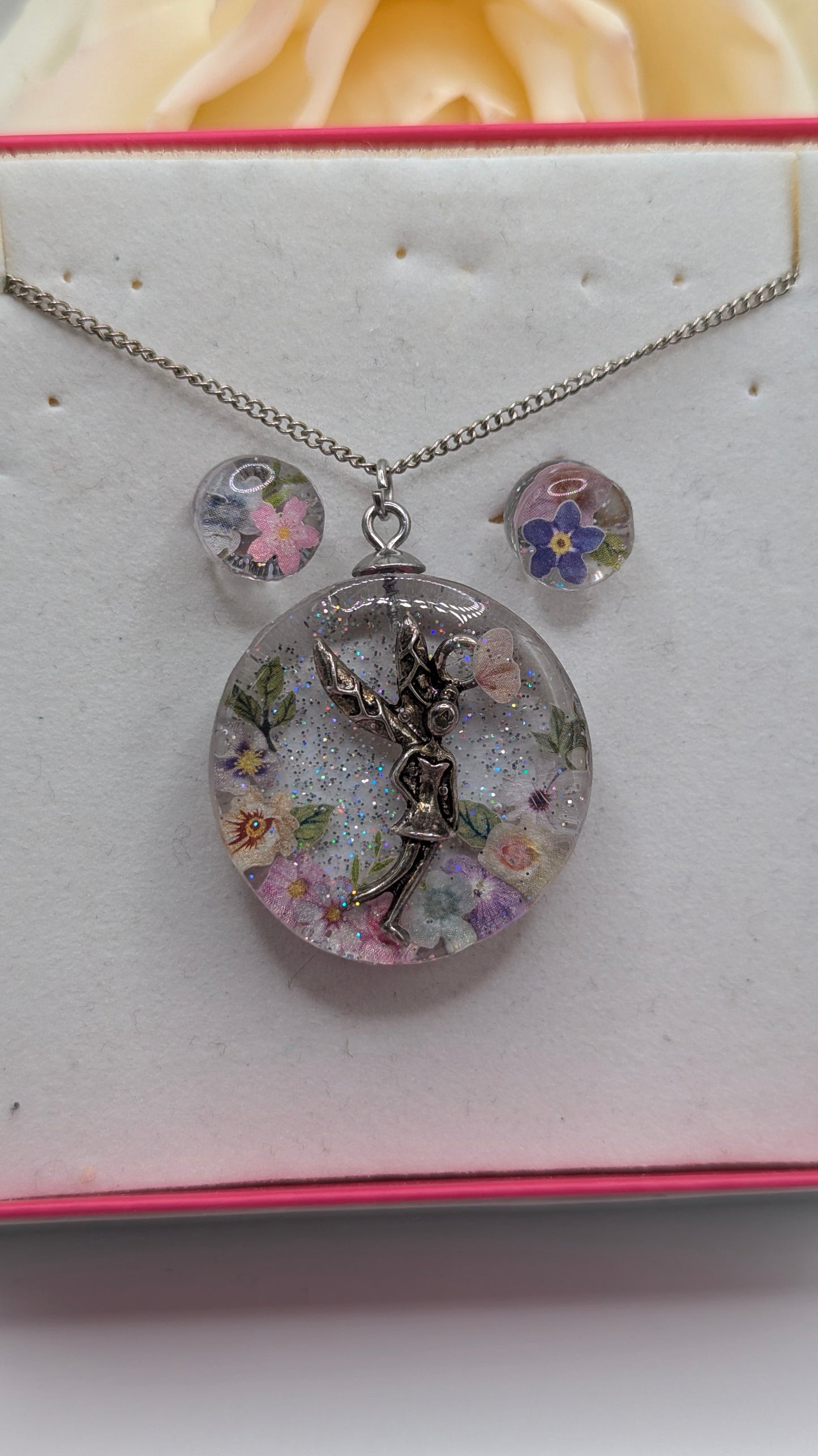 Fée du Printemps, Parure en résine artisanale