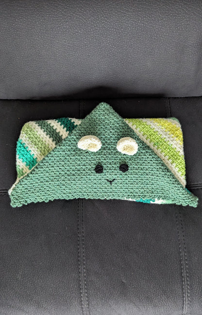 Cape de bain bébé au crochet – 108 × 110 cm – Fait main