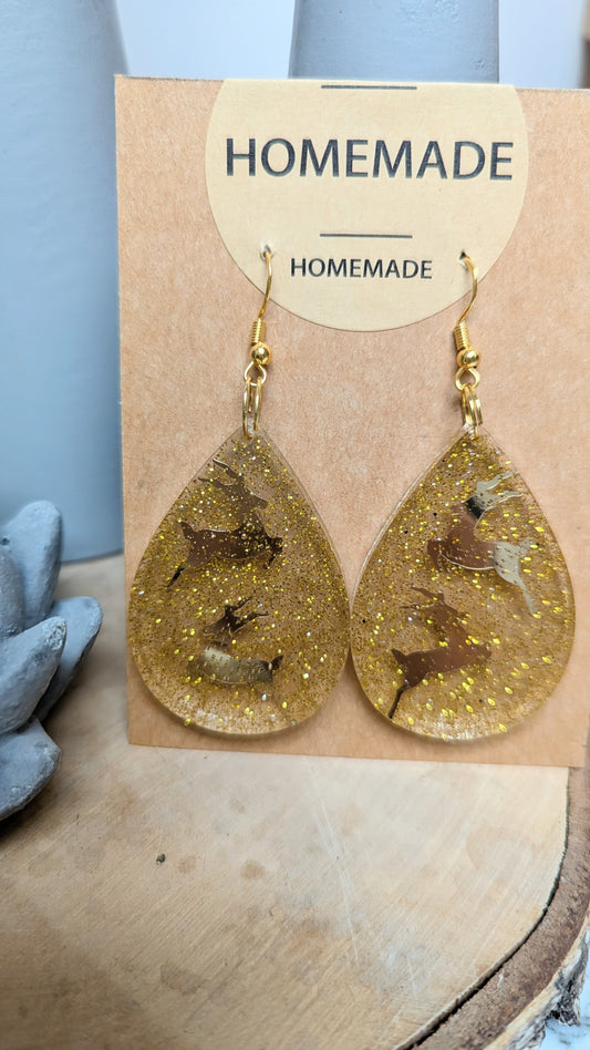 Danse des Cerfs – Boucles d’oreilles résine et or