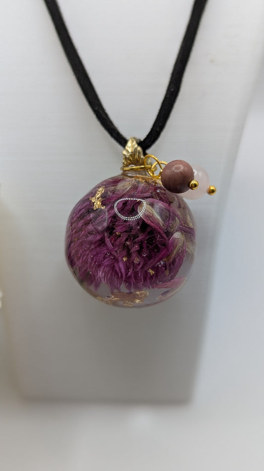 Sautoir Fleur Violette & Feuilles d’Or