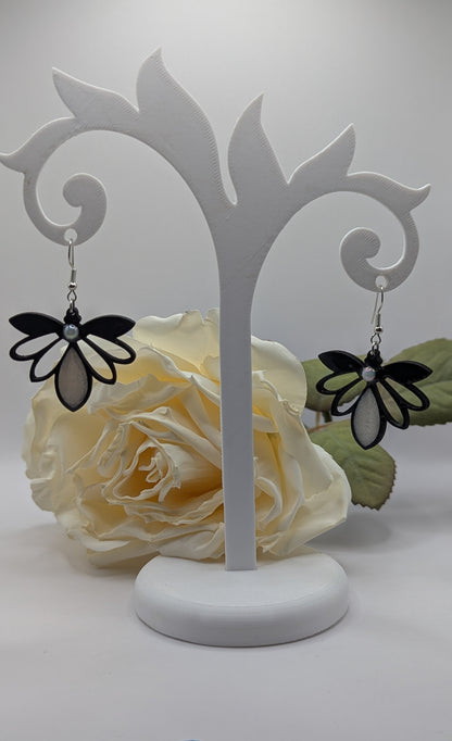 Boucles d’oreilles “Papillon d’Ébène” – Bois et Résine Scintillante