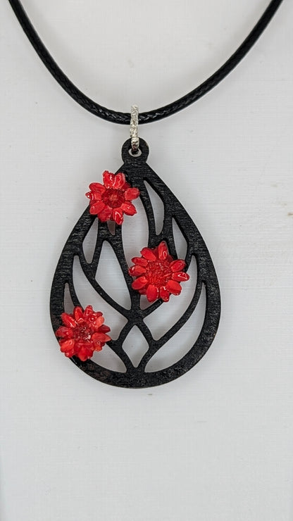 Parure collier et boucles d'oreilles - Bois gravé et fleurs séchées résinées 🌸✨