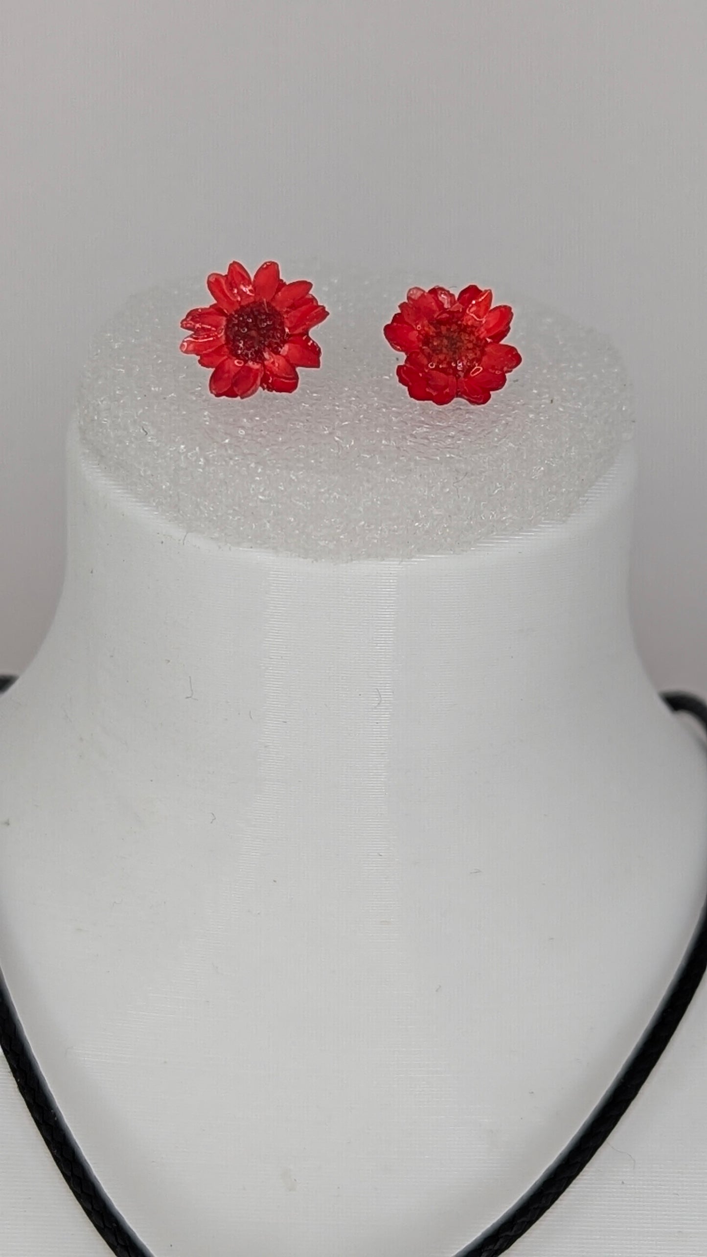 Parure collier et boucles d'oreilles - Bois gravé et fleurs séchées résinées 🌸✨