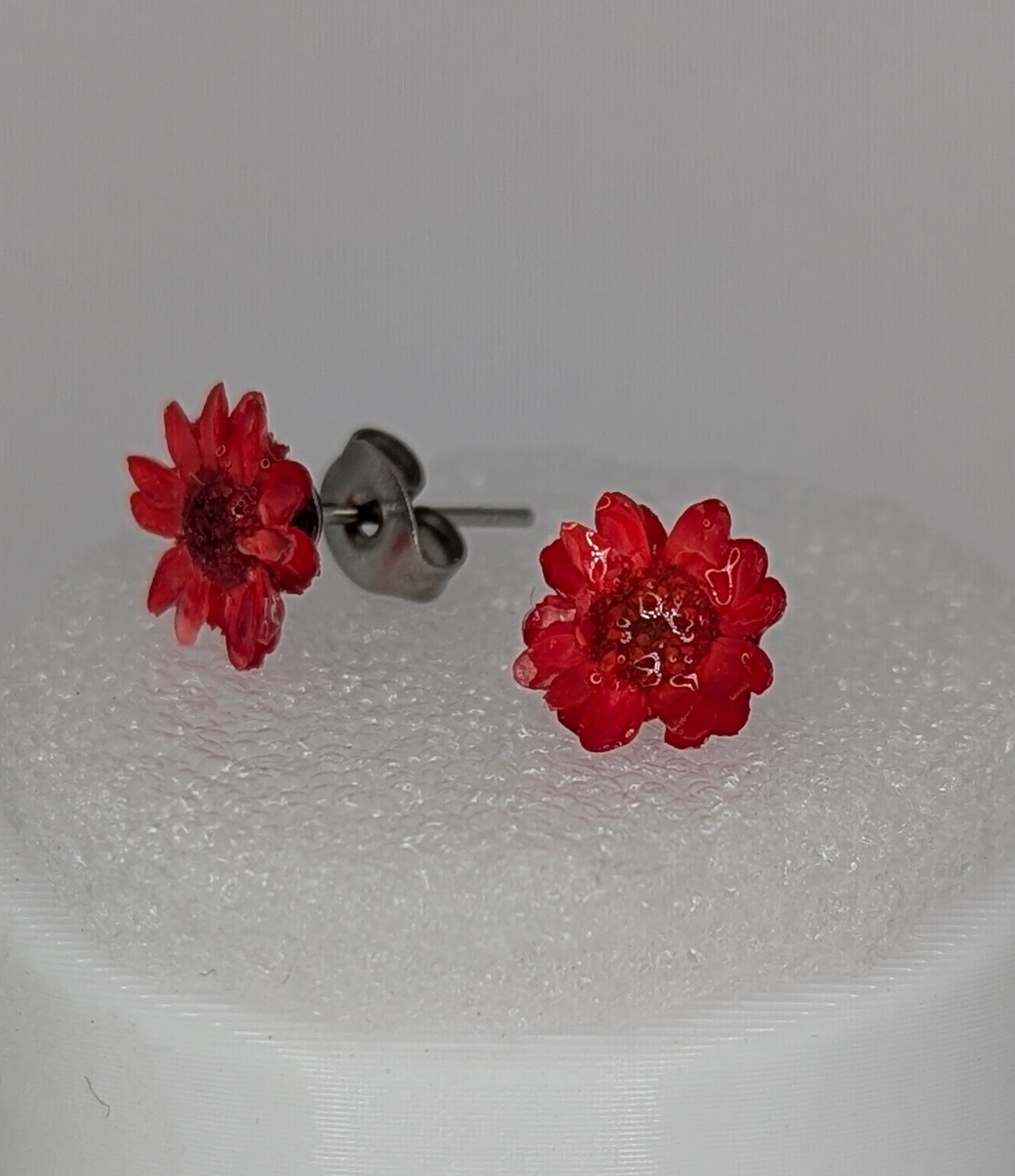 Parure collier et boucles d'oreilles - Bois gravé et fleurs séchées résinées 🌸✨
