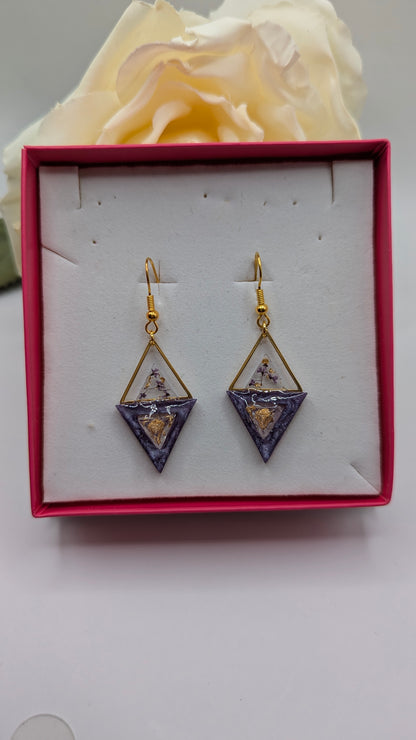 Boucles triangle résine et fleurs séchées