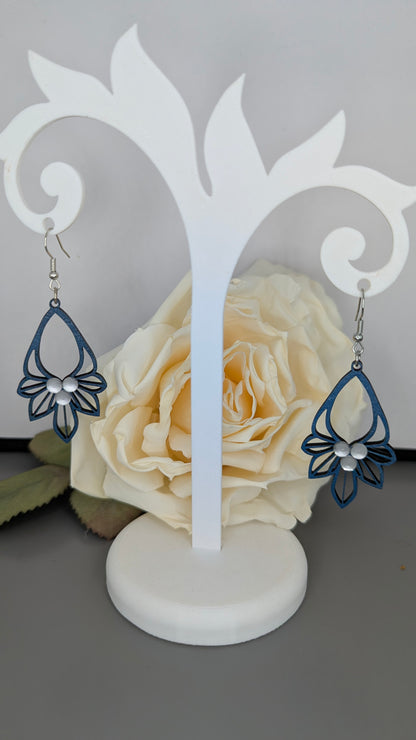 Boucles d’oreilles en bois coloré vernis