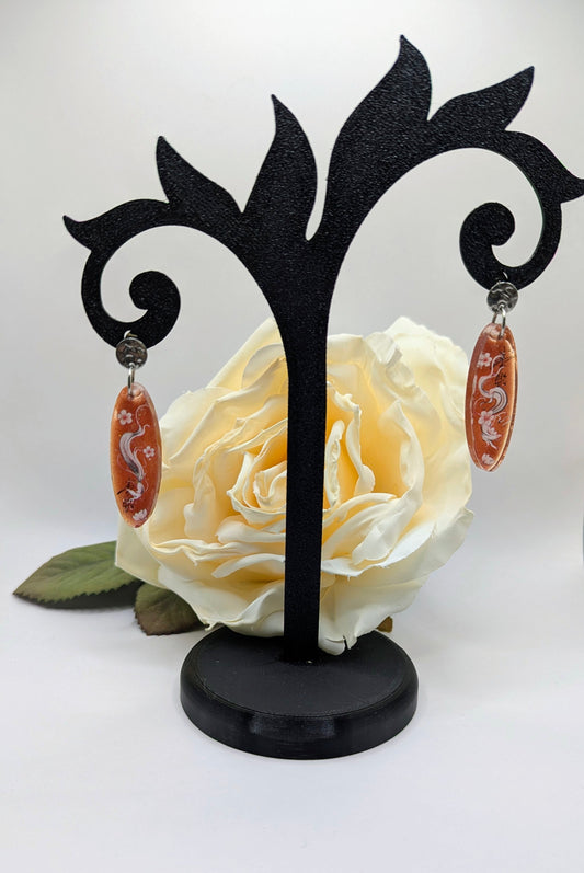 Dragon Sakura,  Boucles d'oreilles en résine artisanale