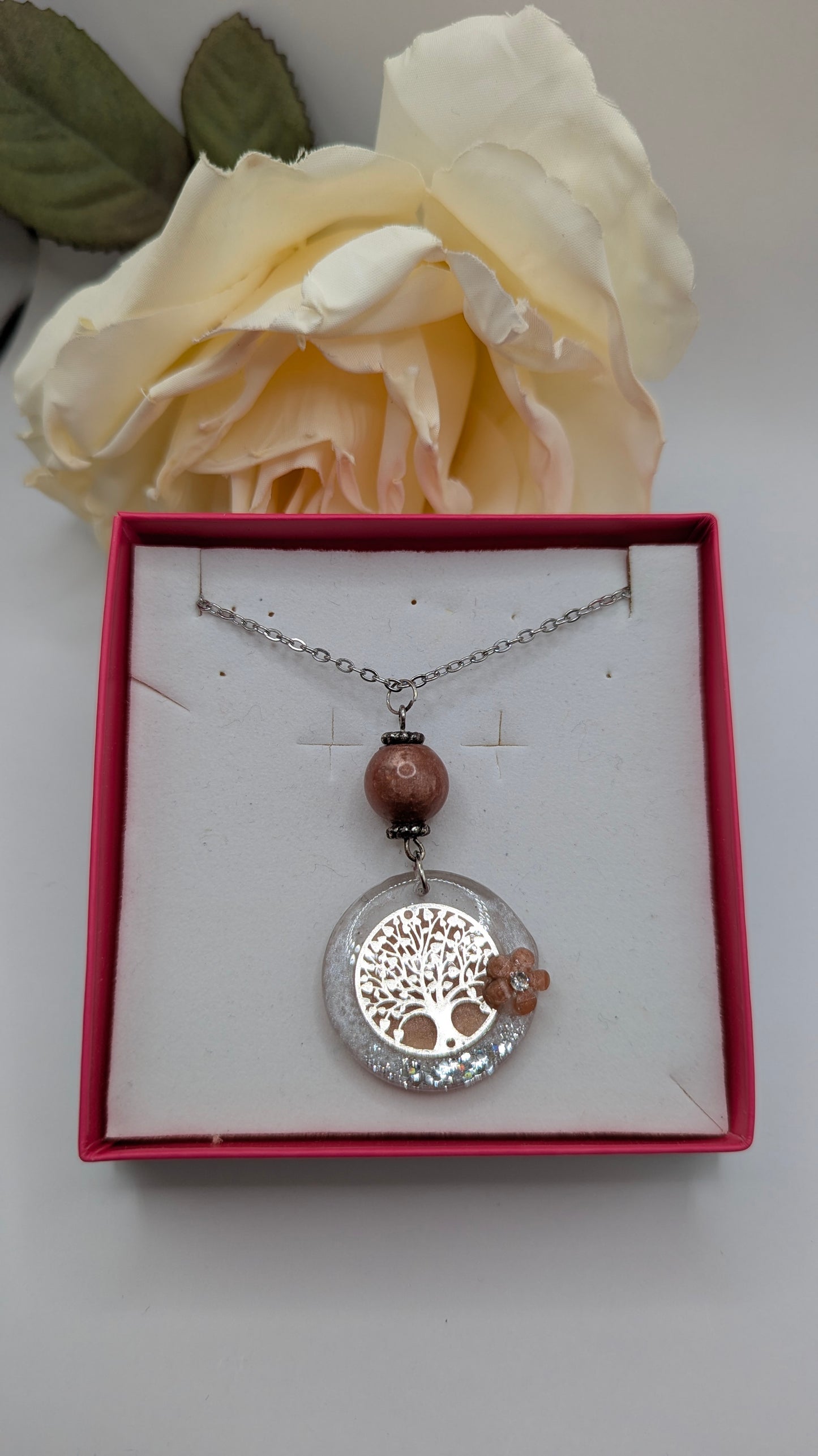 Collier Arbre de Vie, Perle en résine