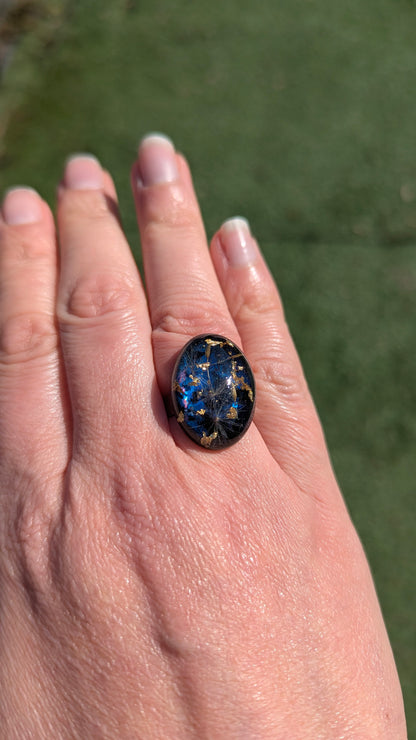 Vœu d'Or, Bague en résine artisanale