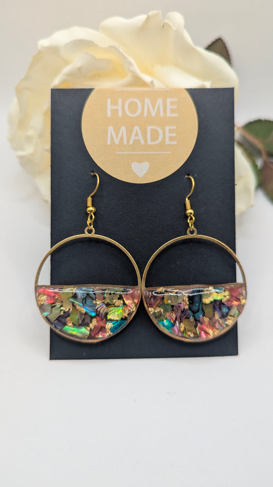 Éclats de Nacre, Boucles d'oreilles en résine artisanale