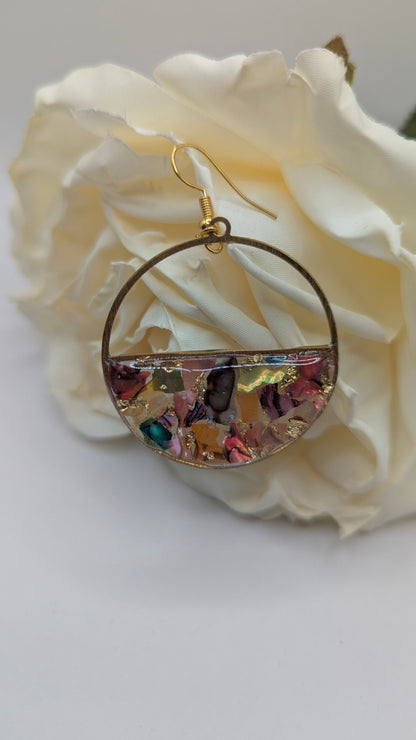 Éclats de Nacre, Boucles d'oreilles en résine artisanale