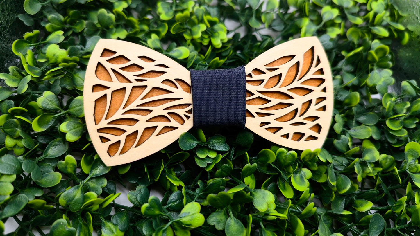 Nœud de Bois : Nœud papillon artisanal à motif feuillage