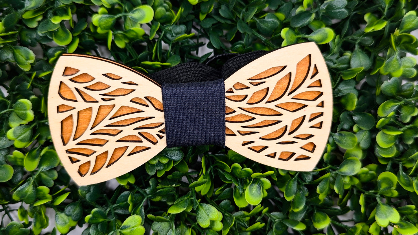 Nœud de Bois : Nœud papillon artisanal à motif feuillage