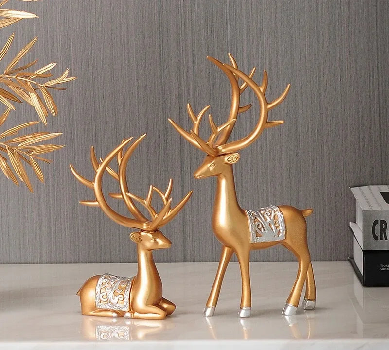 2Pcs Christmas Reindeer Sculpture Geometric Resin Sitting Standing Elk Deer Figurine Christmas Ornament Home Living Room Decor